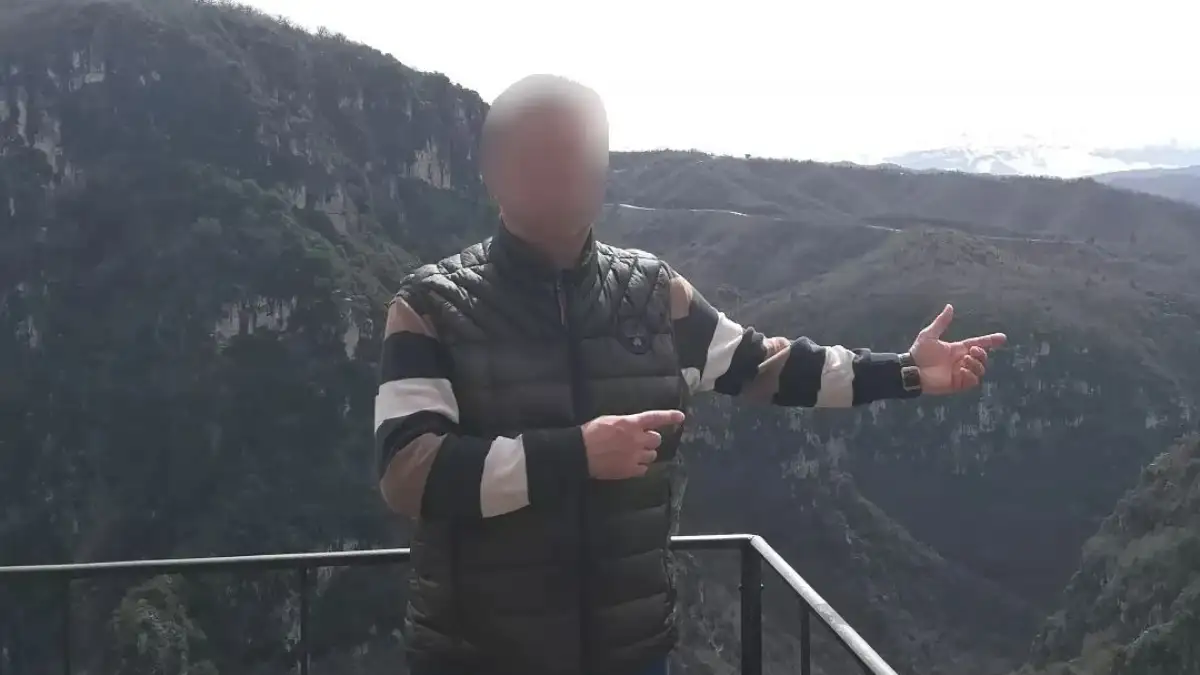 Ανοίγουν τα στόματα: «Έλα κακό γατάκι, κάτσε στα πόδια μου» έλεγε σε ανήλικες ο καθηγητής που συνελήφθη για γενετήσιες πράξεις σε 14χρονη
