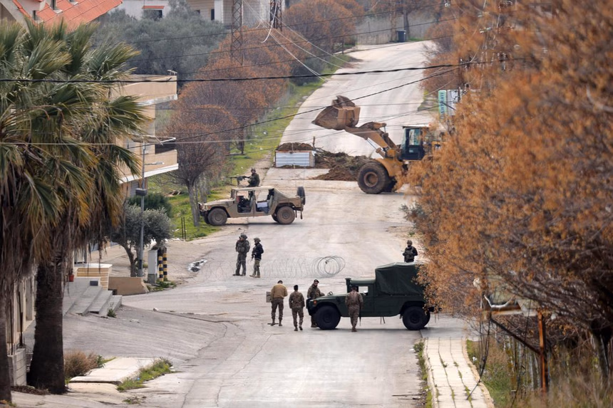 Ισραηλινά στρατεύματα τραυμάτισαν πέντε άτομα στο νότιο Λίβανο, καθώς οι κάτοικοι προσπαθούν να επιστρέψουν