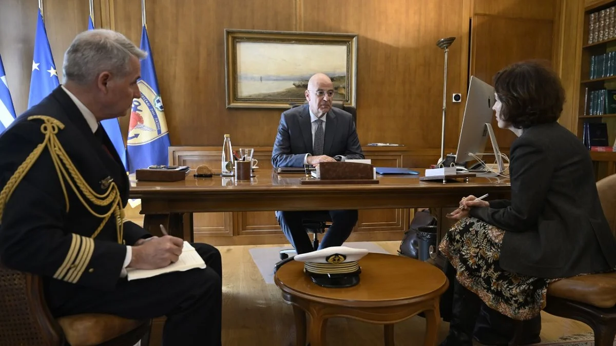 Ο Υπουργός Άμυνας κάλεσε σε συνάντηση την πρέσβη της Γαλλίας Laurence Auer – Προβληματισμός με την πώληση πυραύλων ΜΕΤΕΟR στην Τουρκία