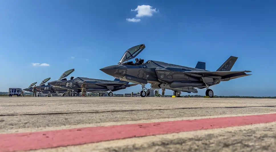 F-35 συντρίβεται την ίδια μέρα που ο CEO της Lockheed υπεραμύνεται της επιτυχίας του