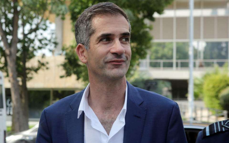 Πυρά Μπακογιάννη κατά Δούκα για την αποκομιδή των σκουπιδιών