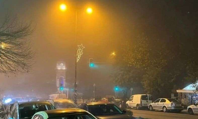Απόκοσμο θέαμα στα Ιωάννινα – Ξανά στο «κόκκινο» η αιθαλομίχλη