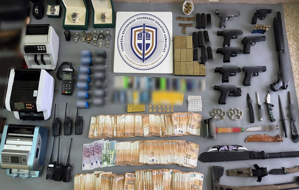 Κύκλωμα προστασίας οίκων ανοχής: Η τεράστια λεία και το οπλοστάσιό τους