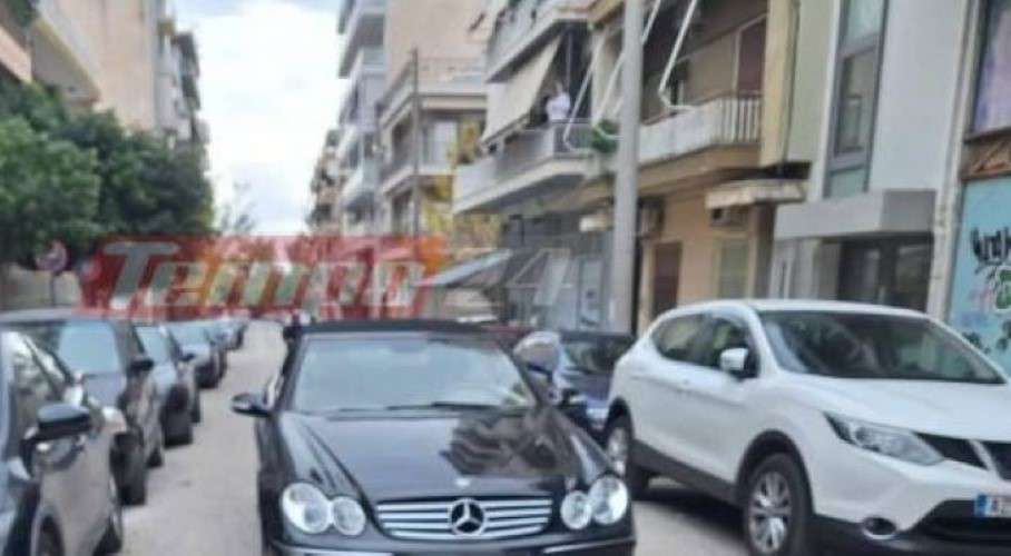 Πάτρα: Παράτησε το αυτοκίνητο στη μέση του δρόμου και εξαφανίστηκε