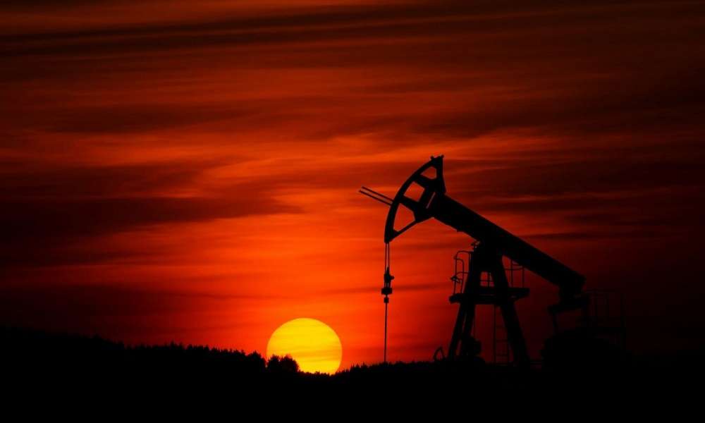 «Τυφώνας» Τραμπ ρίχνει τις τιμές του πετρελαίου – Μείωση 1,13% μετά την ομιλία του στο Νταβός