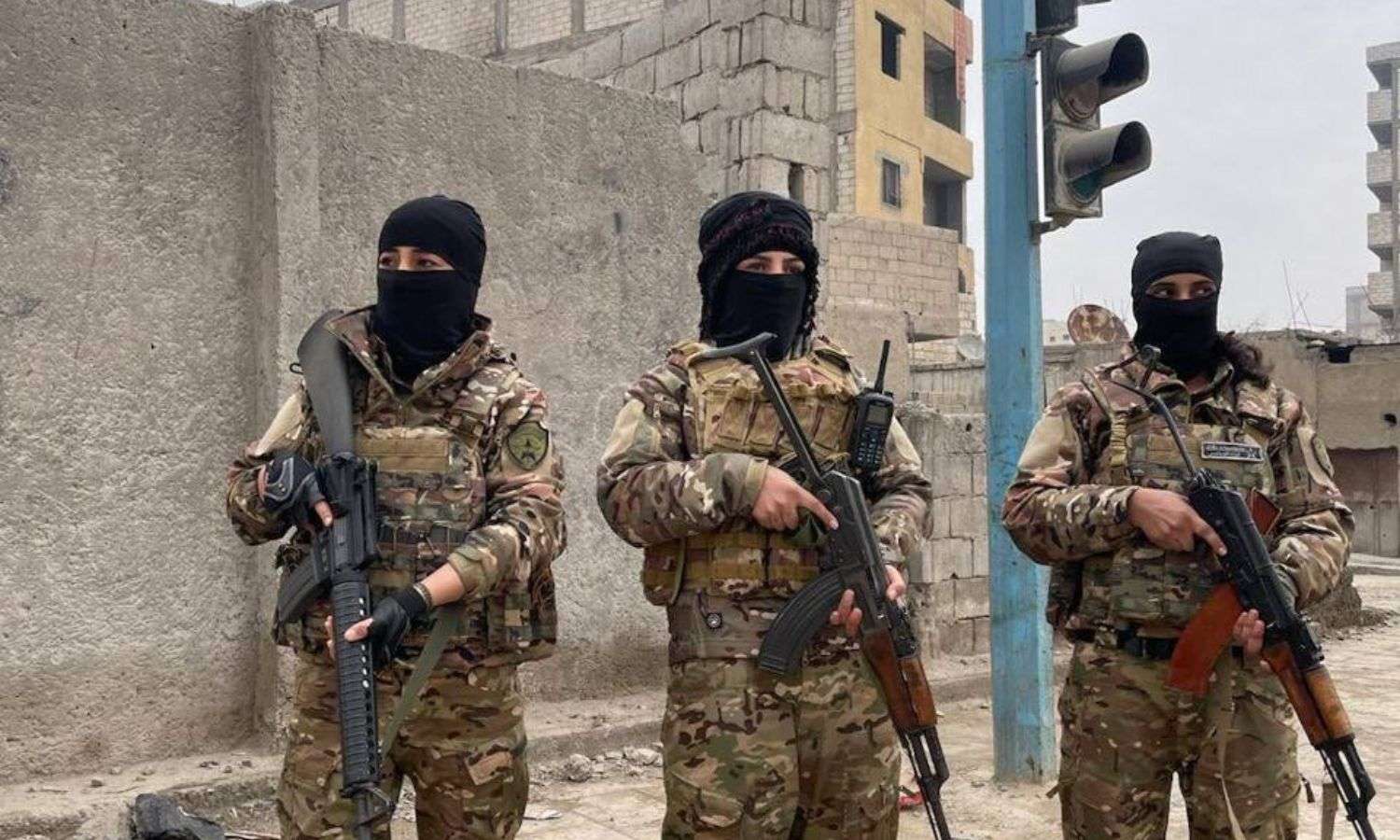 Τουλάχιστον 37 μαχητές σκοτώθηκαν στην υποστηριζόμενη από την Τουρκία επίθεση εναντίον του φράγματος Τισρίν στη Βόρεια Συρία