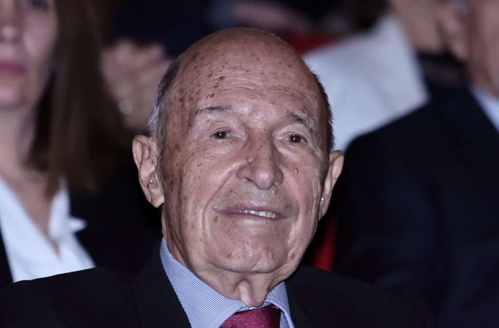 Ποιοι θα εκφωνήσουν επικήδειο στην κηδεία του Κώστα Σημίτη;
