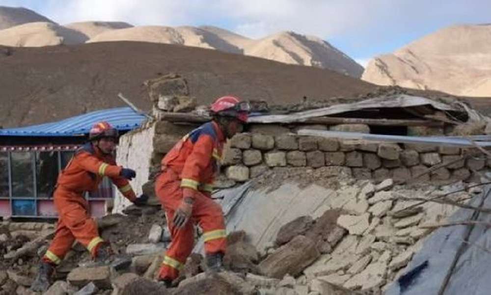 Θιβέτ: Μάχη με τον χρόνο στους -16 βαθμούς Κελσίου για τον εντοπισμό επιζώντων από τον ισχυρό σεισμό