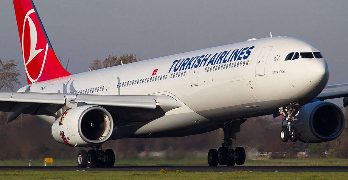 Turkish Airlines: «Κοριοί έπεφταν από την οροφή» -Καταγγελίες επιβατών για τσιμπήματα στο αεροπλάνο