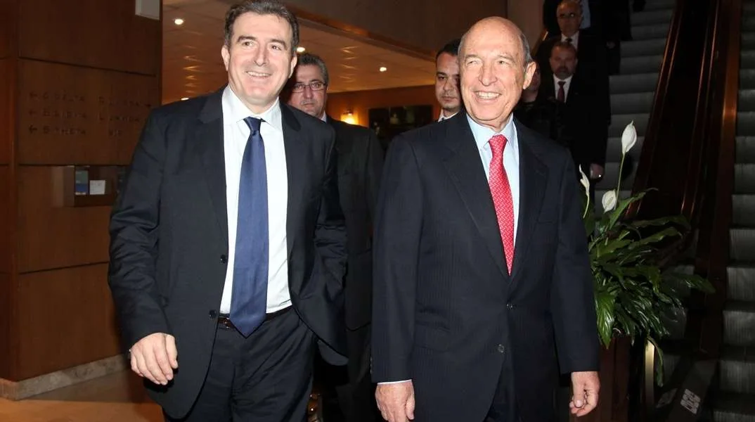 Χρυσοχοΐδης για Κώστα Σημίτη: Ιστορικός ηγέτης και πρωθυπουργός