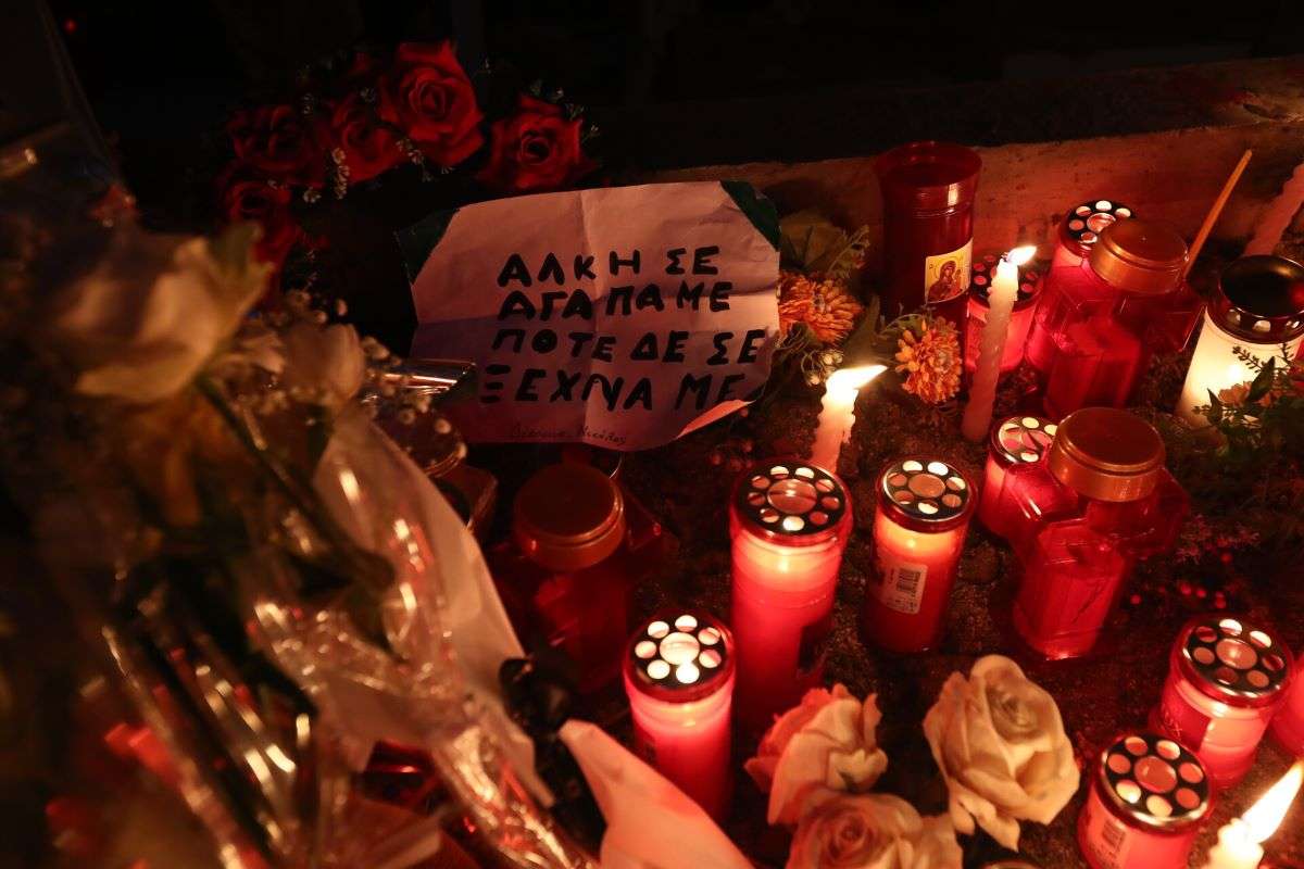 Τρία χρόνια από τη δολοφονία του Άλκη Καμπανού- Συμβολική δράση με 19 κεριά
