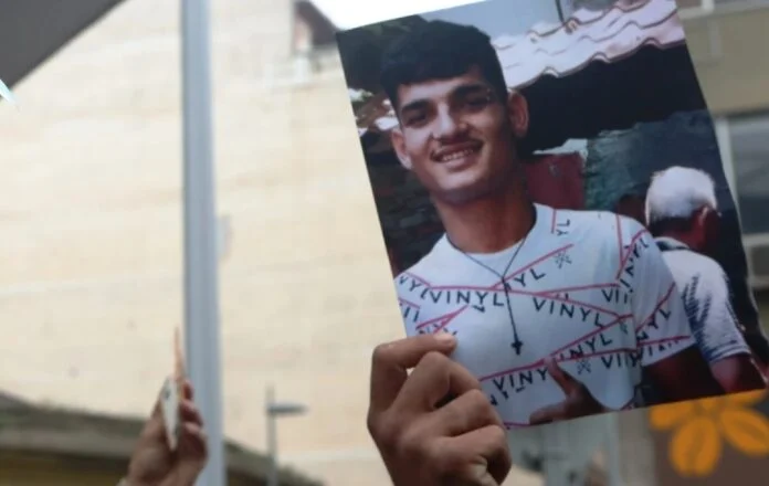 Αναβλήθηκε η δίκη του αστυνομικού για τον θάνατο του 16χρονου Κώστα Φραγκούλη