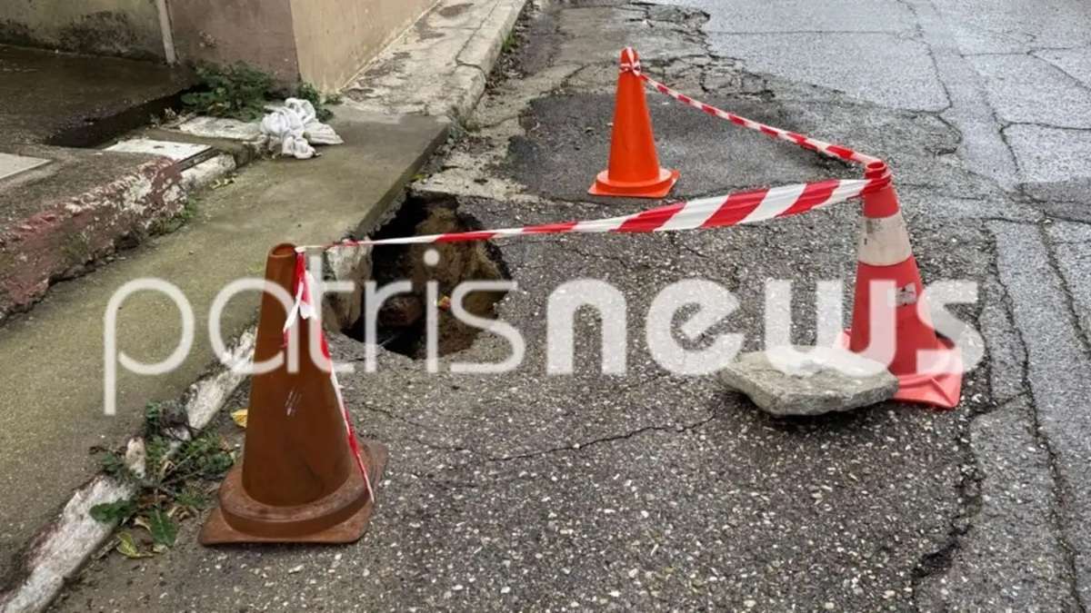 Ξεσπά η μητέρα του του μαθητή που έπεσε σε τρύπα – “Αν δεν υπήρχε ο αγωγός να τον κρατήσει τι θα γινόταν;”