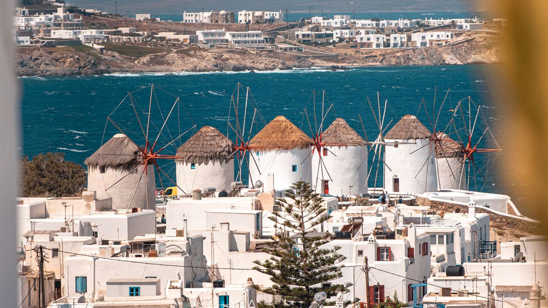 Νέοι έλεγχοι για αυθαίρετα στη Μύκονο – «Όσοι χτίζουν αυθαίρετα στο νησί να ξέρουν ότι ματαιοπονούν»