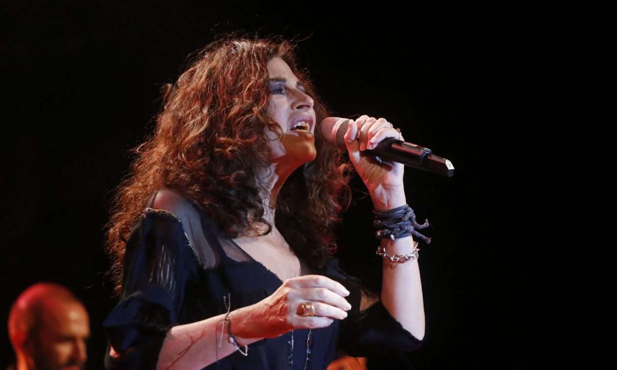 Ε.Αρβανιτάκη για ακύρωση της περιοδείας της: «Η επούλωση της επέμβασης δεν ήταν αυτή που έπρεπε»