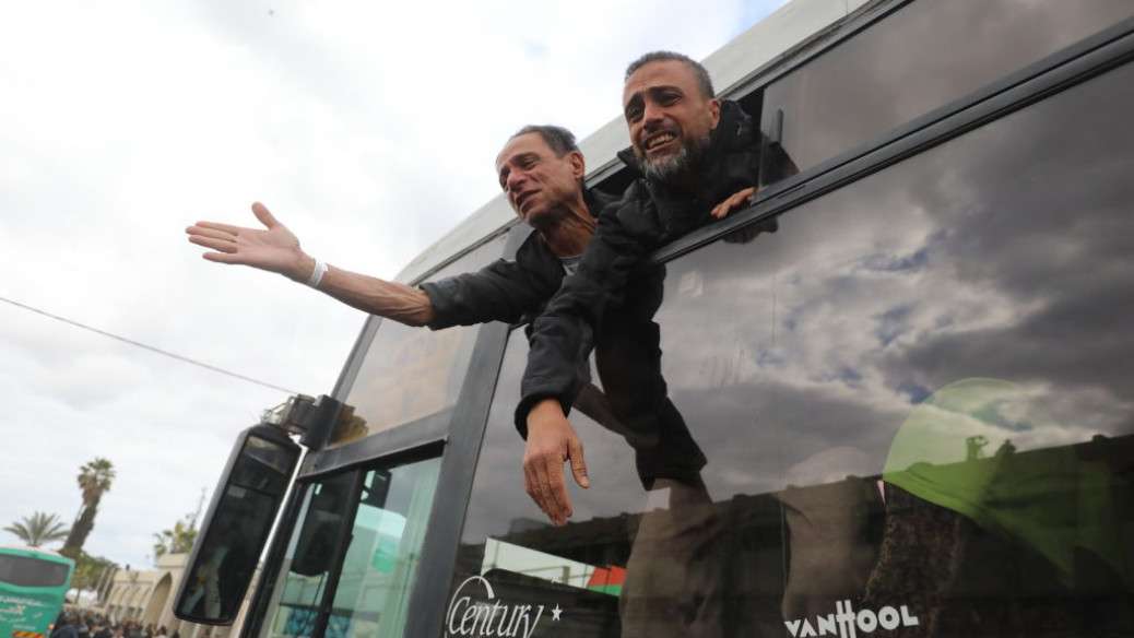 Οι αρχές της Γάζας καταγγέλλουν «διπλά πρότυπα» μετά την κατακραυγή για τους απελευθερωμένους ισραηλινούς αιχμαλώτους