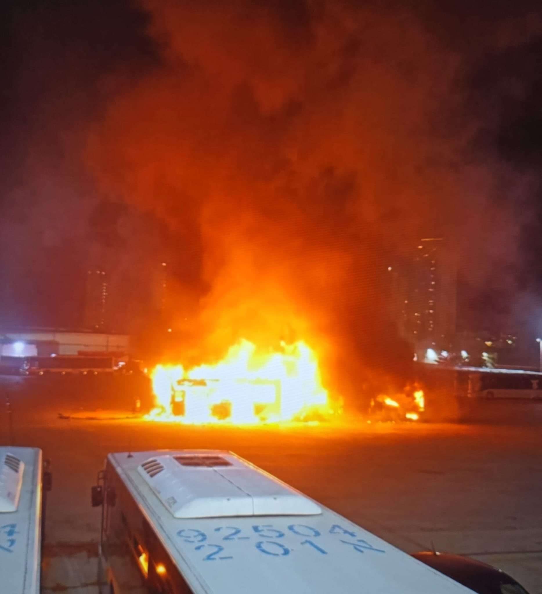 Εκρήξεις σε άδεια λεωφορεία στο Τελ Αβίβ
