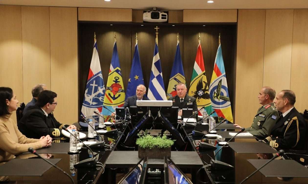 Υπογραφή Μνημονίου Συνεργασίας ΓΕΕΘΑ και του Ιδρύματος Αικατερίνης Λασκαρίδη