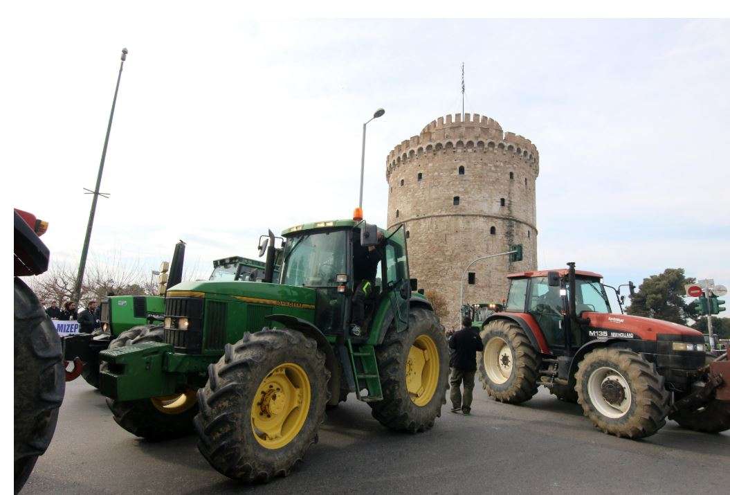 Αγρότες: Άυριο Τετάρτη τα τρακτέρ στη Θεσσαλονίκη – «Δίνουμε αγώνα για την επιβίωσή μας»