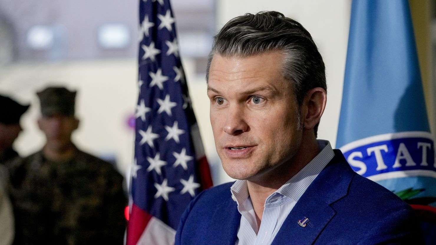 Ο Hegseth διατάσσει το Πεντάγωνο να προβεί σε σαρωτικές περικοπές στον προϋπολογισμό