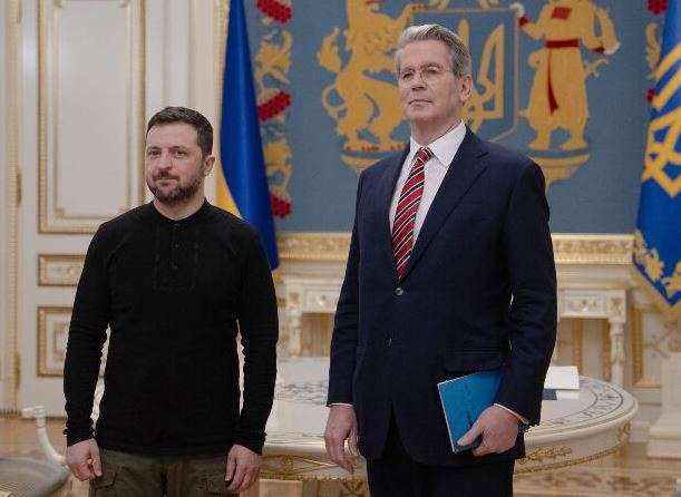 Σκληρό παζάρι Ζελένσκι με ΗΠΑ για τα αποθέματα σπάνιων γαιών – Απέρριψε την αρχική πρόταση Τραμπ