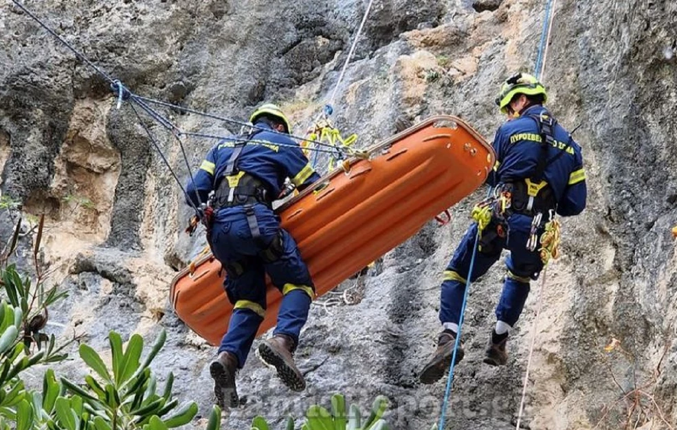 Ανασύρθηκε νεκρή τουρίστρια από χαράδρα στους Δελφούς