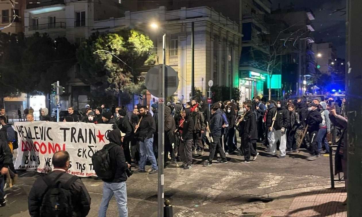 Κλειστή η Συγγρού – Διαμαρτυρία έξω από την Hellenic Train