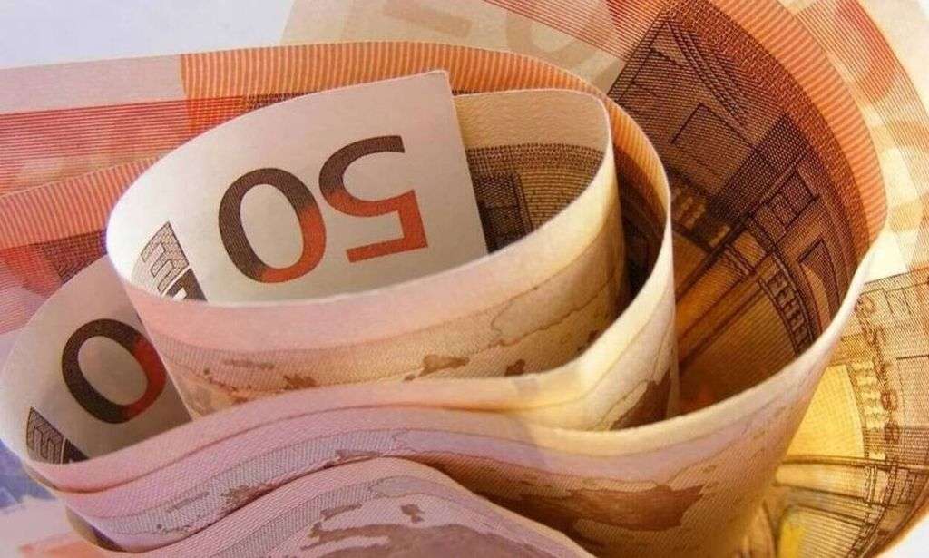 ΕΦΚΑ: Επίδομα 250 ευρώ στους συνταξιούχους – Πότε θα καταβληθεί, οι ωφελούμενοι
