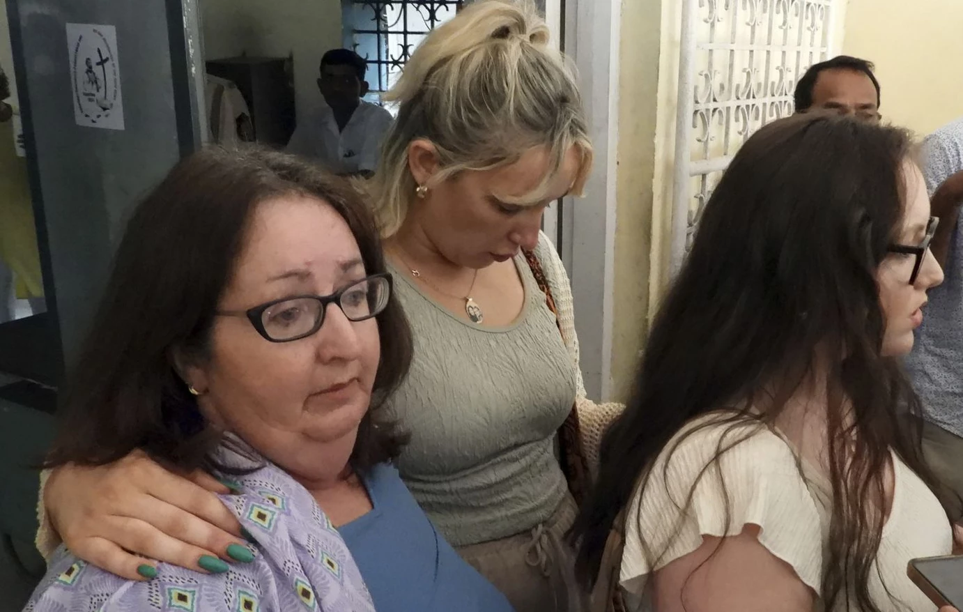 Τη βίασε και συνέθλιψε το πρόσωπό της με ένα μπουκάλι μπίρας – Ισόβια κάθειρξη για την άγρια δολοφονία Ιρλανδής στην Ινδία