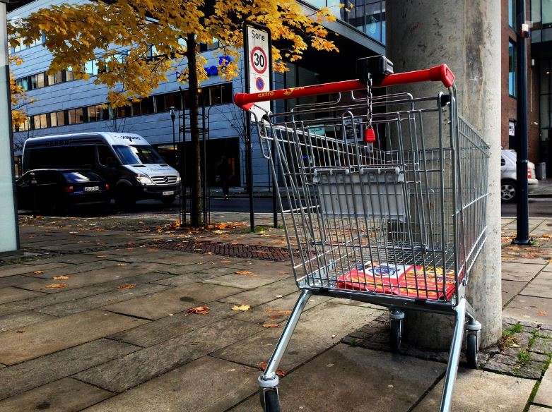 Tι είναι τo νέο «No Buy Challenge» που κερδίζει έδαφος στις ΗΠΑ