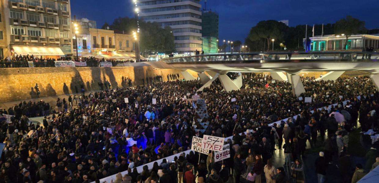 H Κύπρος «φώναξε, Δεν έχω οξυγόνο» για τα Τέμπη – Συγκεντρώσεις σε τέσσερις πόλεις