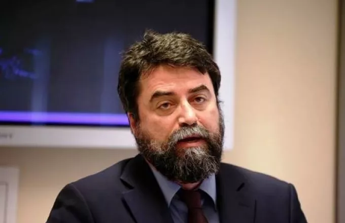 Οικονόμου: Επέκταση της αστυνόμευσης σε λεωφορεία και προαστιακό στα νότια προάστια