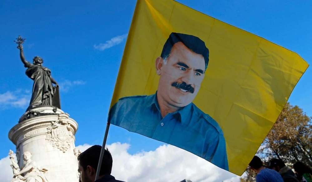 «ΤΕΛΟΣ ΕΠΟΧΗΣ» για το PKK: Οι Κούρδοι «ΚΑΤΑΘΕΤΟΥΝ» τα όπλα – ΤΙ ΣΥΜΒΑΙΝΕΙ