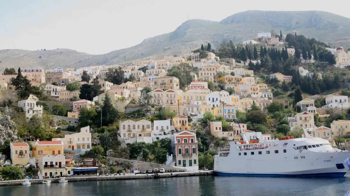 Σύμη: Ψυχιατρική εξέταση στον 15χρονο που σχεδίαζε μαζί με την 13χρονη να δηλητηριάσουν τη μητέρα της