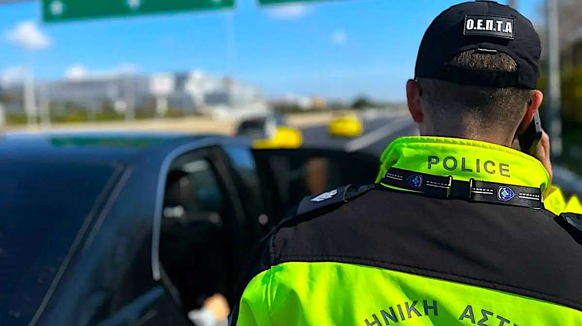 Τροχαία: Πάνω από 2.000 παραβάσεις σε ένα 24ωρο σε ελέγχους φορτηγών στην Αττική