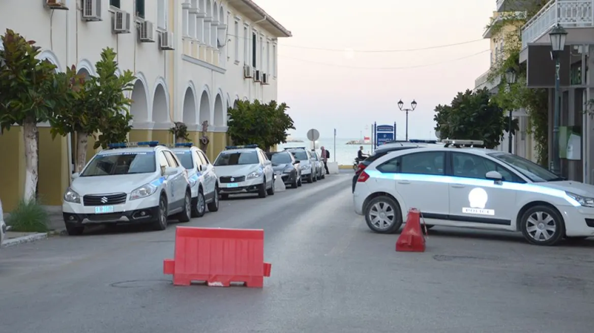 Θρίλερ με 59χρονη που βρέθηκε χωρίς τις αισθήσεις της στην αυλή του σπιτιού της – Την είχαν χτυπήσει σε δύο σημεία