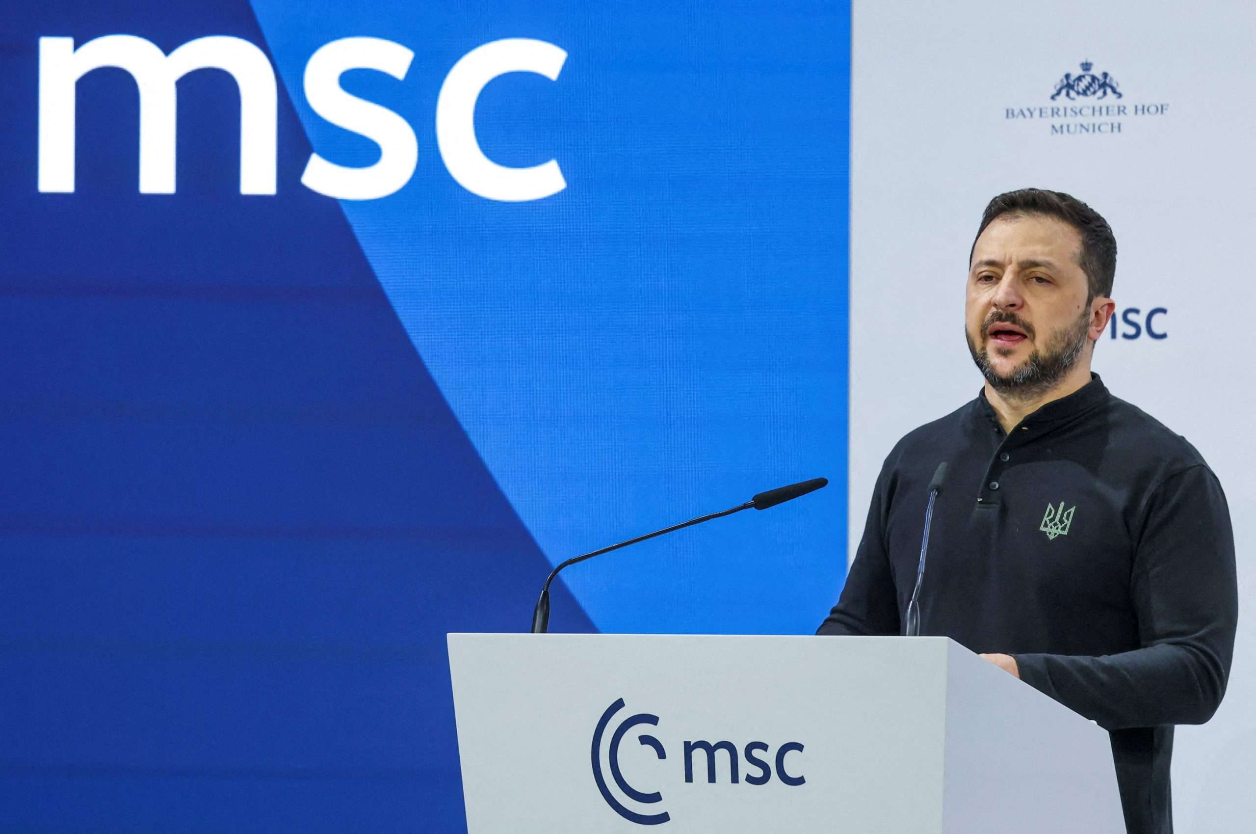 Ο Ζελένσκι ζητά να δημιουργηθεί ευρωπαϊκός στρατός που θα αποτρέπει τη Ρωσία