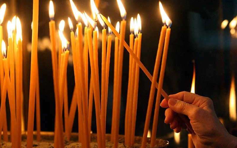 Μπήκε στην εκκλησία με κουζινομάχαιρο και απειλούσε τον ιερέα