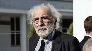 Με εγκεφαλικό ο Αλέξανδρος Λυκουρέζος μεταφέρθηκε εσπευσμένα στον Ερυθρό Σταυρό
