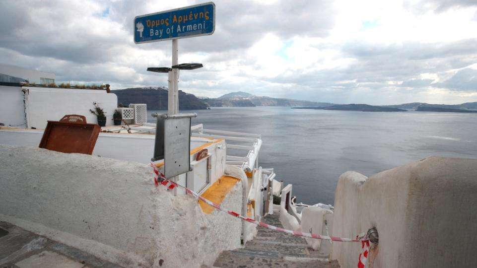 Συνεδριάζουν εκ νέου το Σάββατο οι επιτροπές για τη σεισμική δραστηριότητα μεταξύ Σαντορίνης και Αμοργού