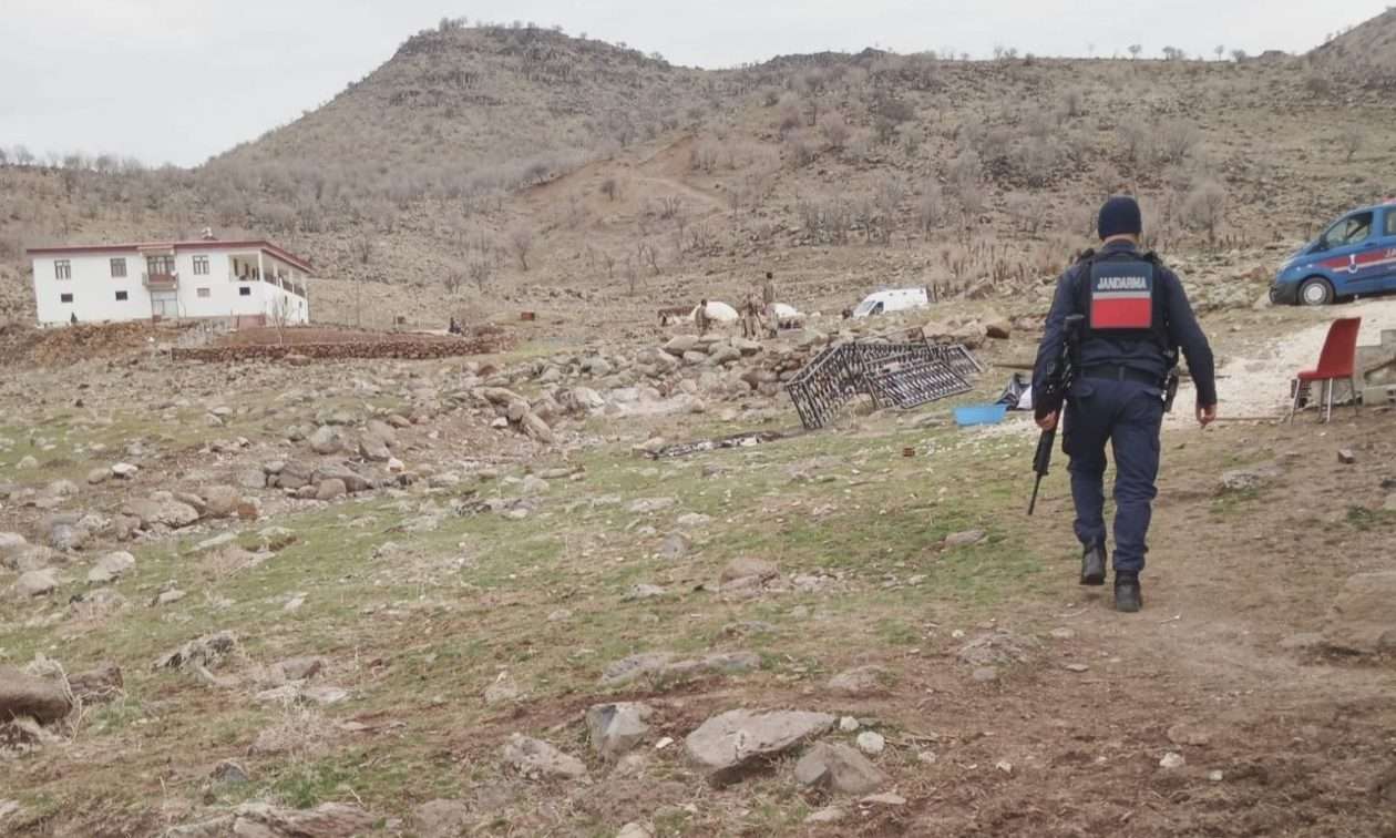 Τουρκία: «Μάχες» δύο οικογενειών με πέτρες, ξύλα και όπλα – 3 νεκροί και 5 τραυματίες
