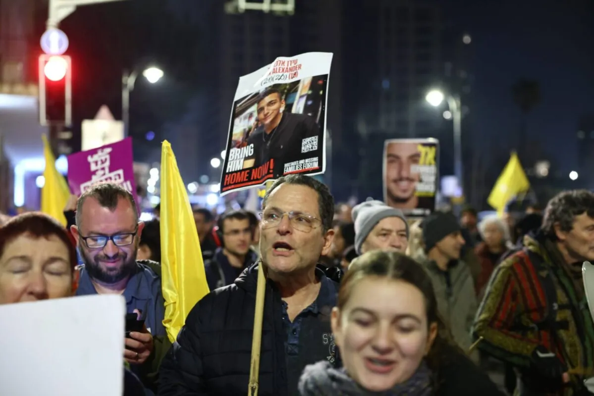 Οι οικογένειες των ισραηλινών αιχμαλώτων δίνουν στον Νετανιάχου 24 ώρες για να αντιστρέψει την απόφαση διακοπής της ηλεκτροδότησης στη Γάζα
