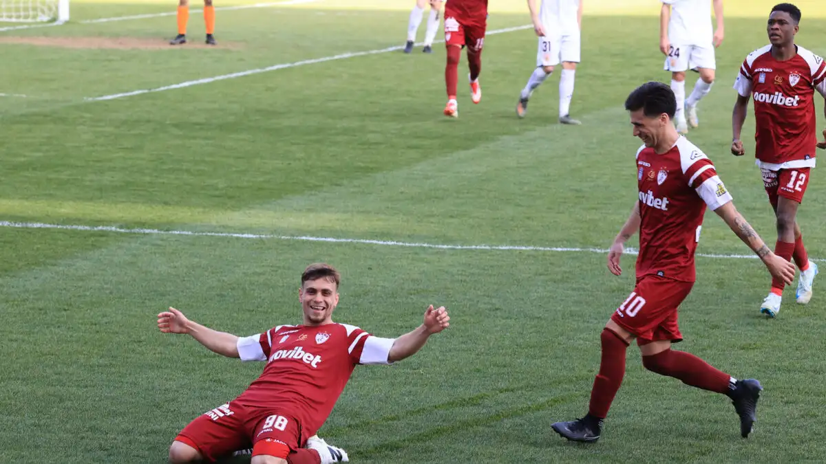 ΑΕΛ – Καμπανιακός 4-1: Οι «βυσσινί» καλπάζουν προς την Super League 1