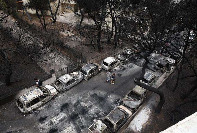 «Μαύρη Ειρωνεία» – Πληρώνουν τέλη κυκλοφορίας για τα καμένα τους αυτοκίνητα!
