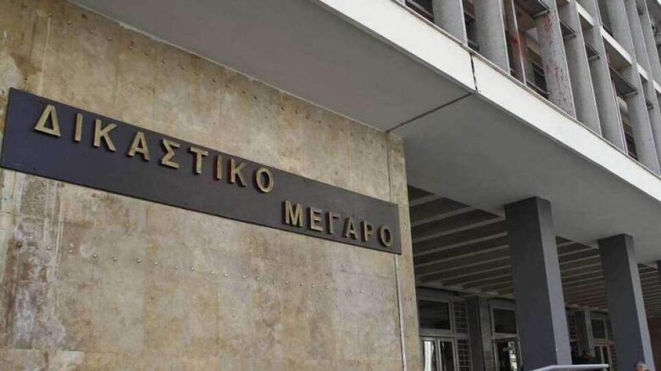 Θεσσαλονίκη: Ελεύθερος ο 16χρονος που συνελήφθη για διακίνηση ναρκωτικών σε αυλή σχολείου