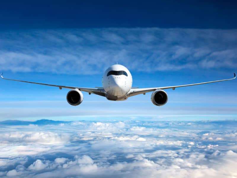 Γιατί τα αεροπορικά εισιτήρια θα συνεχίσουν να αυξάνονται και το 2025