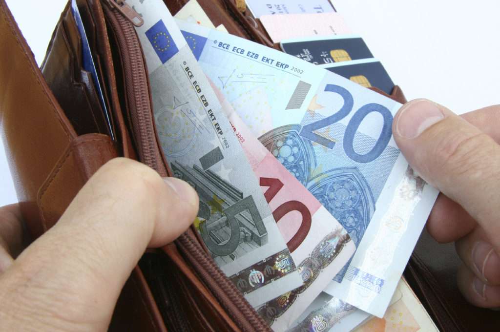 ΕΦΚΑ: «Αναδρομικά» σε 47.055 συνταξιούχους στις 25/8 – Ποιοι οι δικαιούχοι