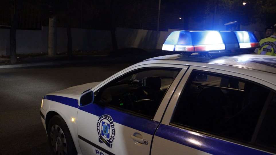 Καλλιθέα: Συνελήφθη νεαρός που παρενόχλησε και επιχείρησε να απαγάγει γυναίκα