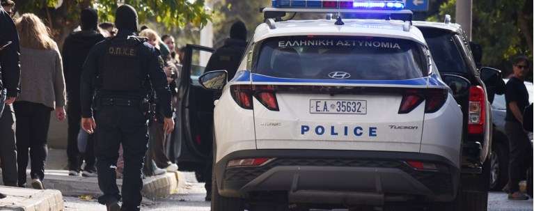 Κύκλωμα λαθραίων τσιγάρων: Η «αρπαγή» του σωφρονιστικού υπαλλήλου από μέλη της μαφίας