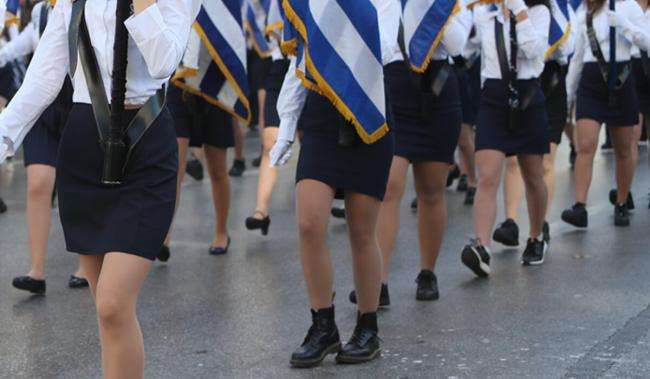 ΕΔΕ για γυμναστή που ήθελε μαθήτριες «μοντελάκια» για την παρέλαση